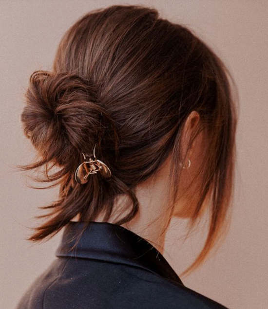 Embrace Summer with the Hottest Hair Trends: Hair Claw Clips Take the Spotlight!